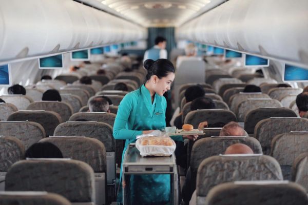 Bay về Việt Nam tháng 8 cùng Vietnam Airlines