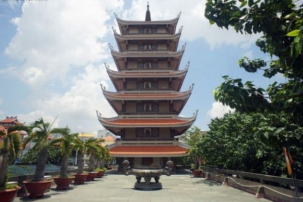 Chiêm bái chùa Vĩnh Nghiêm chốn linh thiêng bậc nhất tại Sài Gòn