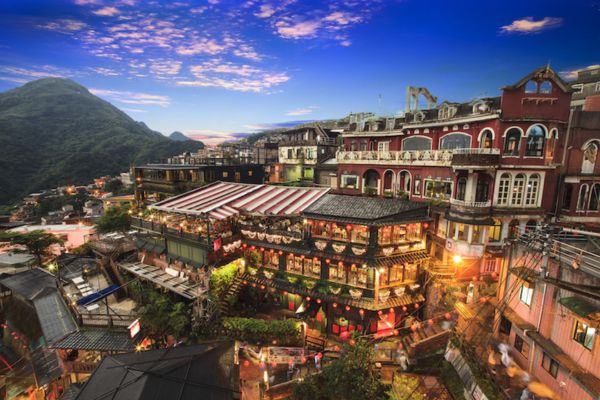 China Airlines tung ưu đãi vé bay Đài Loan săn show Idol cực đã