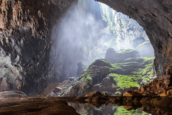 Chinh phục Sơn Đoòng hang động lớn nhất Thế giới