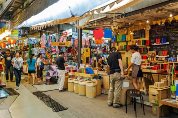 Mua Sắm Tại Chợ Chatuchak Bangkok