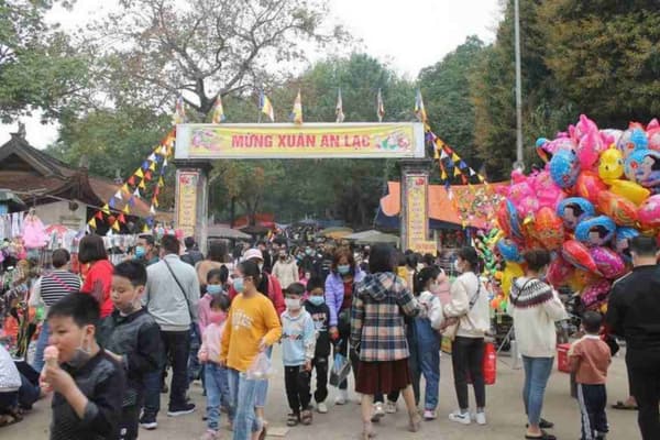 Cổ Tự Ngàn Tuổi Ở Hà Nội Chùa Trăm Gian