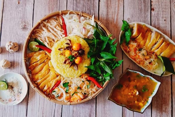 Những quán cơm Gà Hội An Ăn Là Ghiền