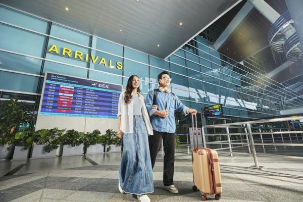 Đà Nẵng tiên phong triển khai thủ tục bay không giấy tờ với Face ID qua VNeID