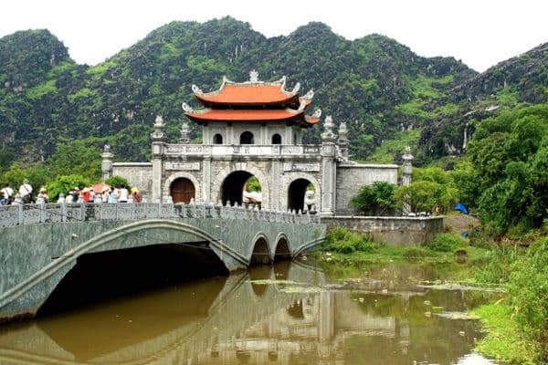 Đặt chân đến cố đô Hoa Lư kinh đô đầu tiên của Việt Nam