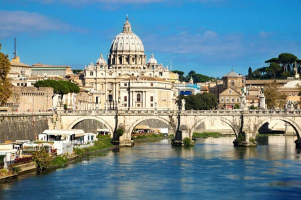 Đất nước Vatican nhỏ nhưng quyền lực nhất thế giới