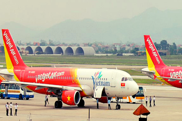 Đặt vé máy bay Hà Nội Đà Lạt giá rẻ từ 599000 đồngĐặt vé máy bay Hà Nội Đà Lạt giá rẻ từ 599000 đồng
