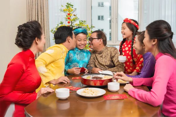 Đặt vé sớm bay Tết vui Vietnam Airlines giảm giá chỉ còn từ 666k