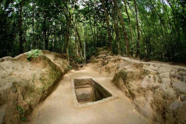 Địa đạo Củ Chi có gì Căn hầm lưu dấu sử Việt