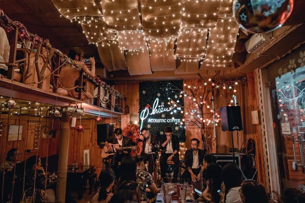 Điểm tên 9 quán Cafe Acoustic bar thơ mộng bậc nhất Sài Gòn