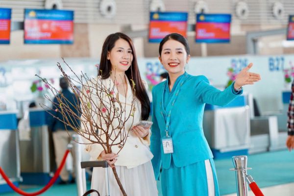 Đón Tết trọn vẹn cùng Vietnam Airlines với dịch vụ ký gửi mai đào 2026