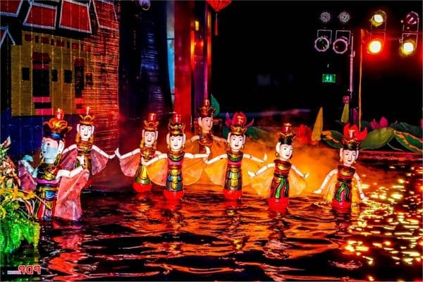 Du lịch hồ Hoàn Kiếm biểu tượng của thủ đô Hà Nội