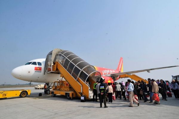 Giá vé máy bay khứ hồi đi Chu Lai Vietnam Airlines