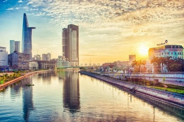 Giá vé máy bay khứ hồi đi Sài Gòn Bamboo Airway