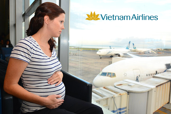 Phụ nữ mang thai mua vé máy bay cần lưu ý những gì