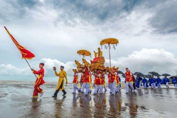Lễ hội Móng Cái đặc sắc tôn vinh truyền thống biên ải