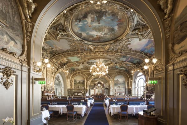 Le Train Bleu