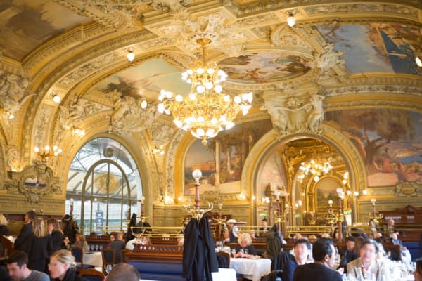 Le Train Bleu