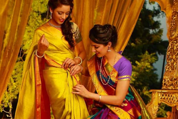 Quyến rũ trang phục Sari truyền thống Ấn Độ