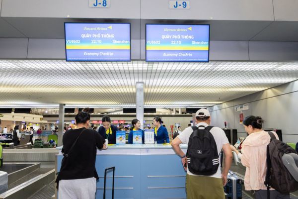 Săn v&eacute; m&aacute;y bay gi&aacute; rẻ với ưu đ&atilde;i giảm 99K từ Vietravel Airlines