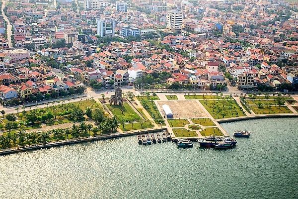 Săn vé máy bay Tết đi Đồng Hới 