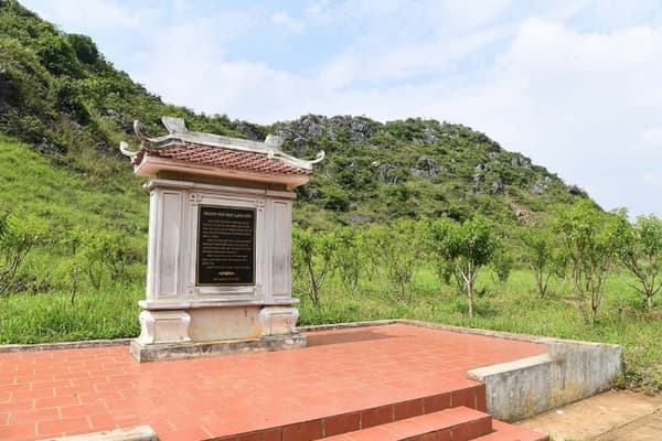 Tham Quan Tòa Thành Nhà Mạc Lạng Sơn