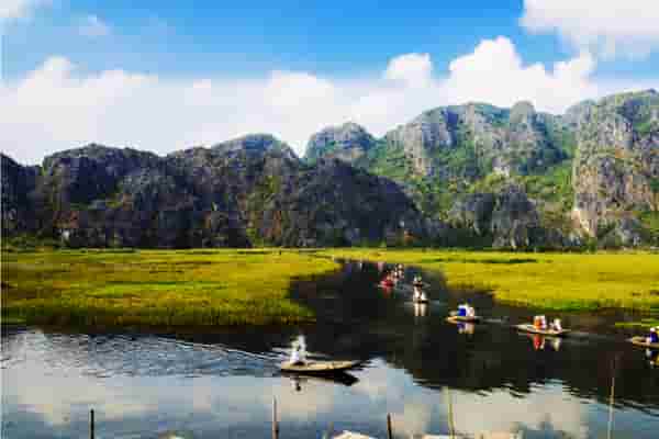 Top 9 địa điểm du lịch Ninh Bình tới một lần đảm bảo là mê