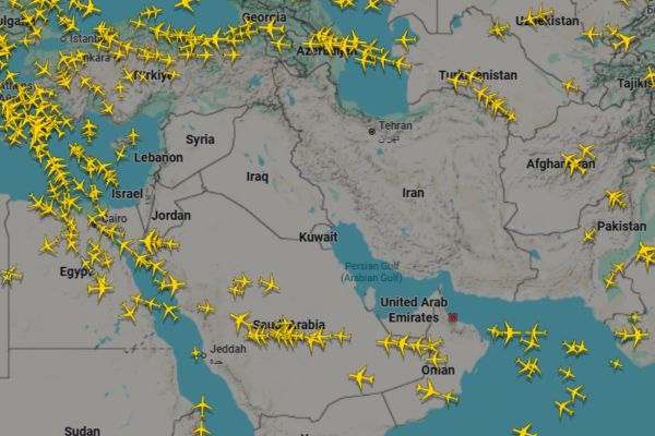 Trung Đ&ocirc;ng 01/3: Đ&oacute;ng cửa kh&ocirc;ng phận, h&agrave;ng ngh&igrave;n kh&aacute;ch bị ảnh hưởng