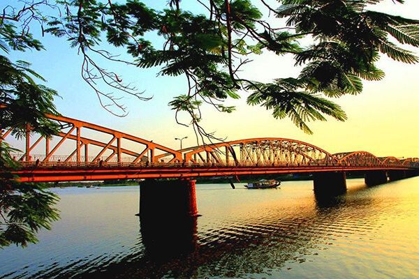 Vé máy bay giá rẻ đi Huế tháng 12 chỉ từ 49 000 đồng