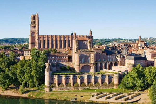 V&eacute; m&aacute;y bay đi Toulouse