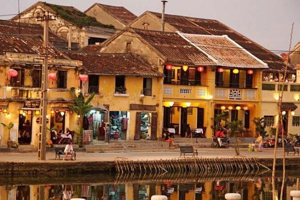 Vé máy bay đi Đà Nẵng tháng 3 chỉ từ 99 000 đồng