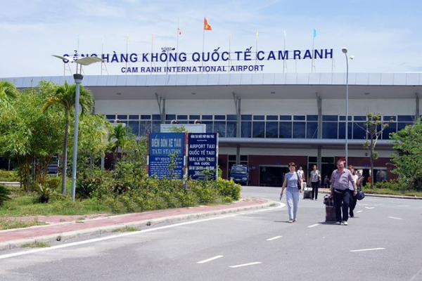Vé máy bay Nha Trang đi Sài Gòn giá rẻ