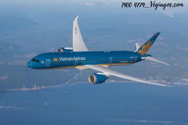 Vé máy bay Vietnam Airlines tháng 4