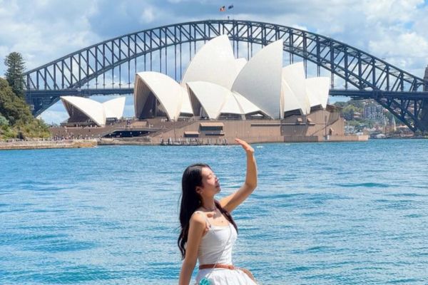 Vietjet tung ưu đ&atilde;i giảm 20% v&eacute; Thương gia đi &Uacute;c