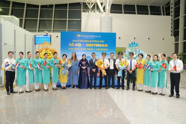 Vietnam Airlines Ch&iacute;nh Thức Khai Th&aacute;c Đường Bay H&agrave; Nội &ndash; Amsterdam