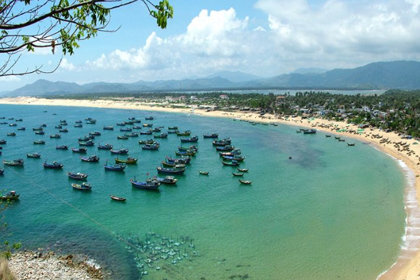 Vietnam airlines khuyến mãi đi Tuy Hòa
