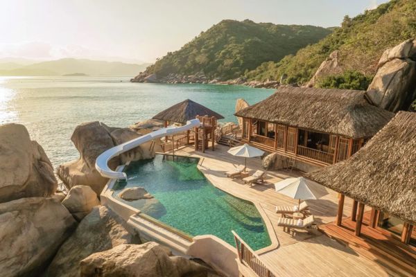 Vietravel Airlines giảm gi&aacute; v&eacute; m&ugrave;a Thu, khởi h&agrave;nh chỉ từ 18K