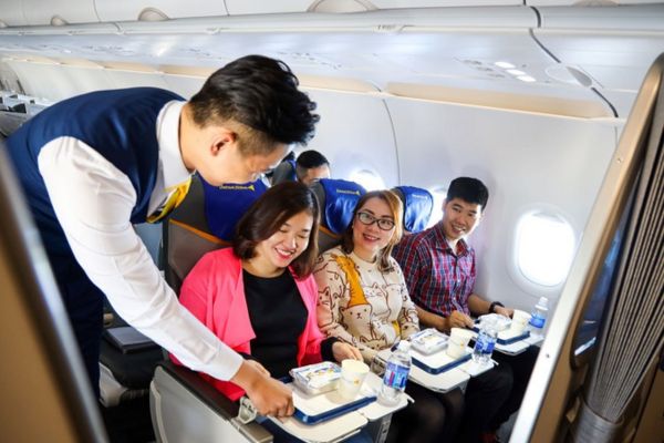 Vietravel Airlines giảm gi&aacute; v&eacute; m&ugrave;a Thu, khởi h&agrave;nh chỉ từ 18K