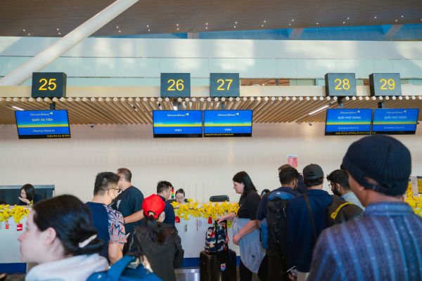 Vietravel Airlines mở mới đường bay TP.HCM &ndash; Vinh, khởi h&agrave;nh 01/02/2026